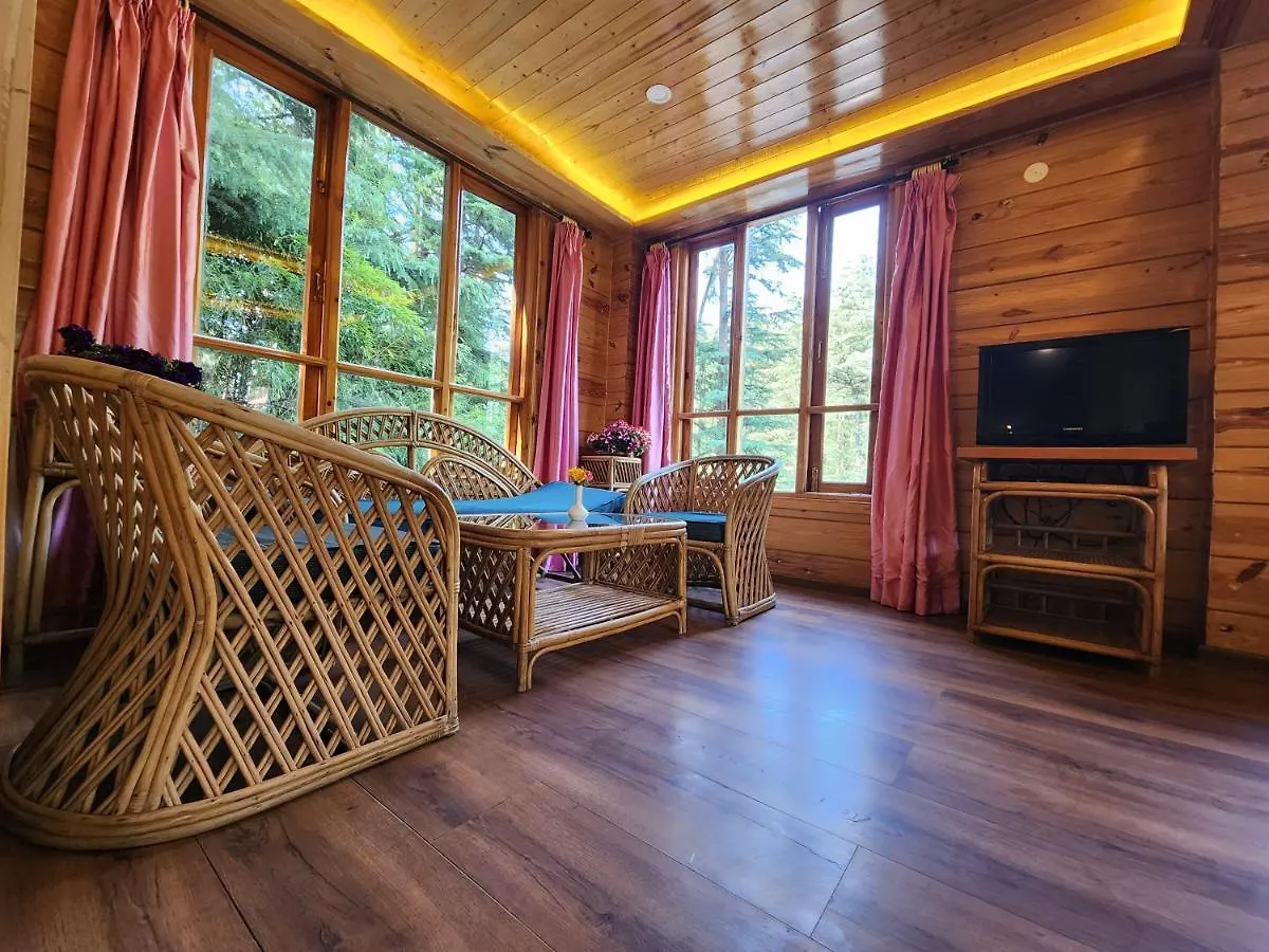 The Chalets Naldehra Šimla 4*,  Indie