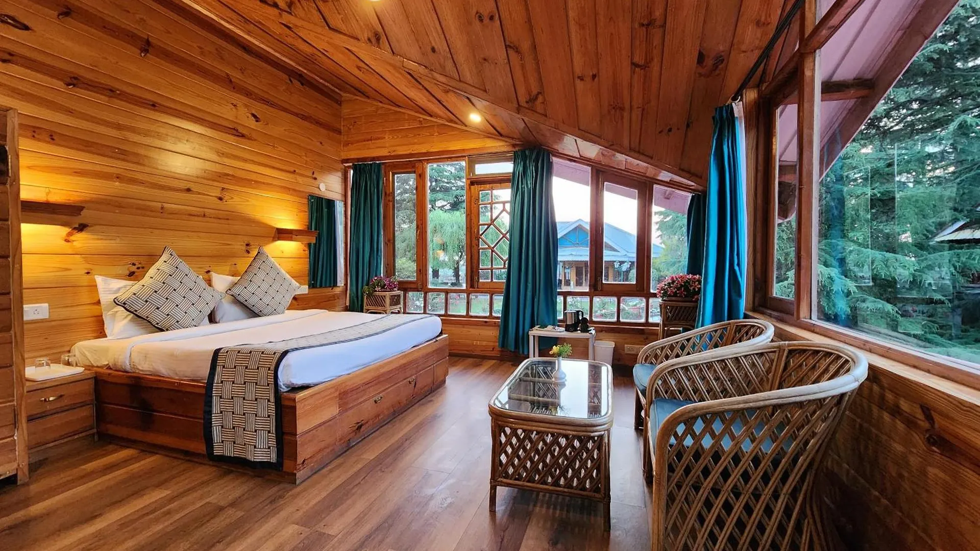 The Chalets Naldehra Šimla Rezort