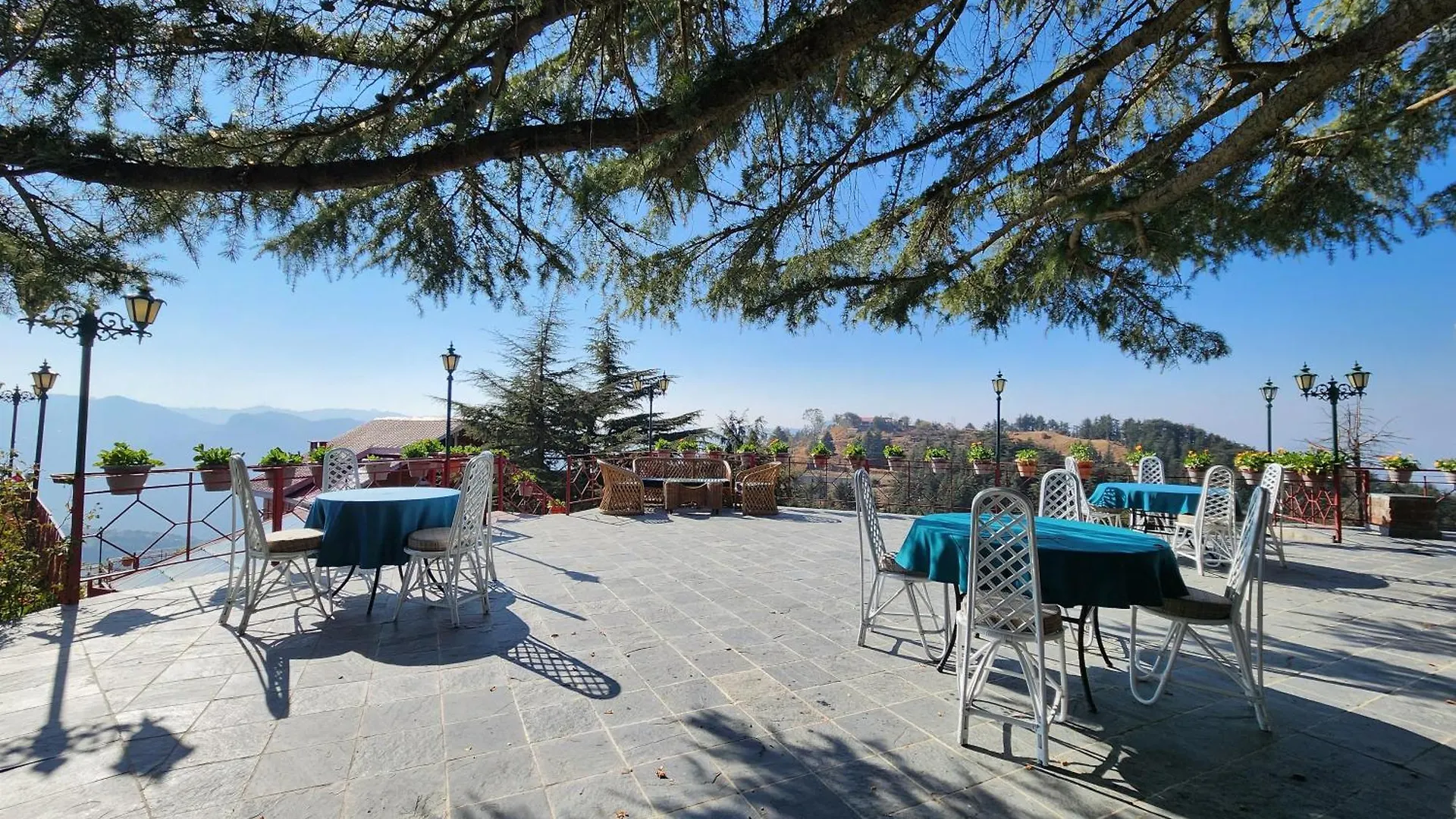 The Chalets Naldehra Šimla Indie