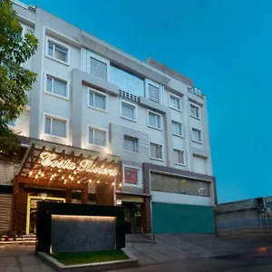 **** Hotel Costa Riviera India